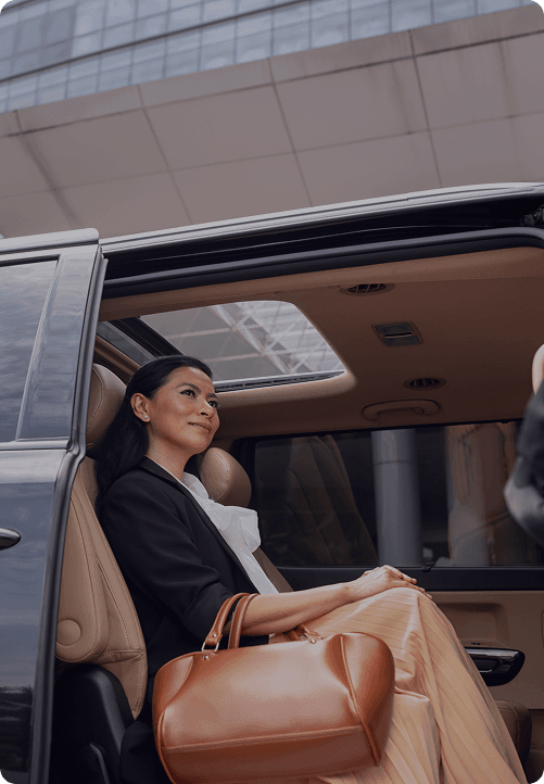 Discreet chauffeur vehicle